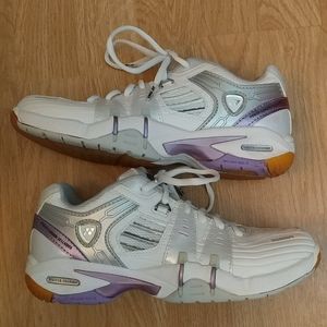 Yonex Power Cushion 101ladies shoes